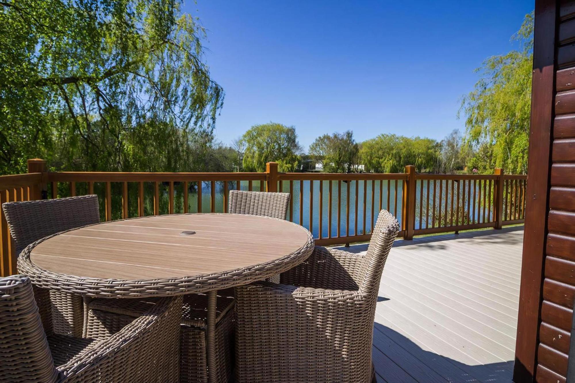 Stunning Lodge With Free Wifi For Hire At Carlton Meres In Suffolk Ref 60013M Saxmundham Ngoại thất bức ảnh