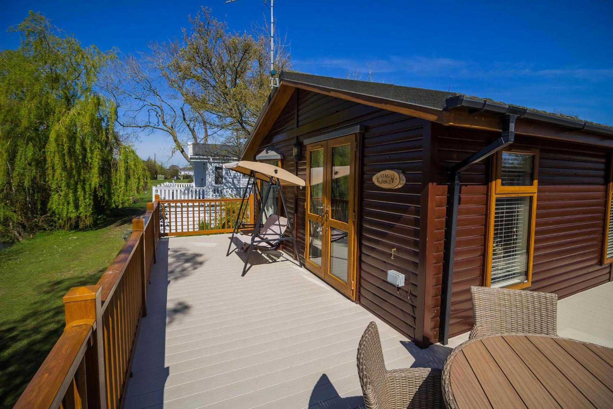 Stunning Lodge With Free Wifi For Hire At Carlton Meres In Suffolk Ref 60013M Saxmundham Ngoại thất bức ảnh